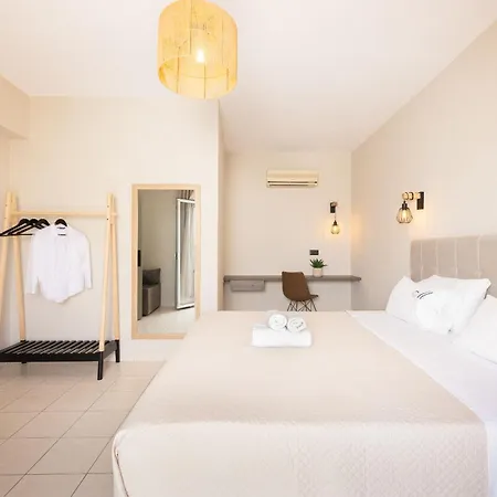 Manthos Beachfront Apartament
