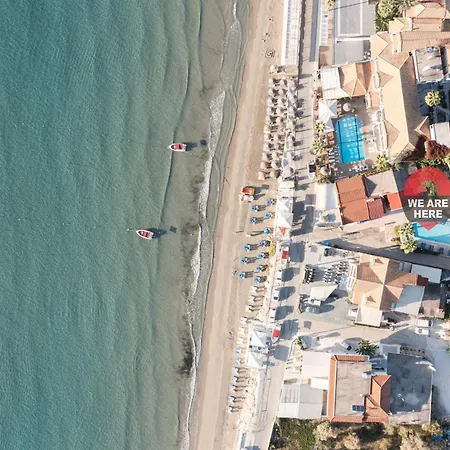 Manthos Beachfront Apartment