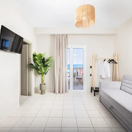 Manthos Beachfront Apartment Laganas