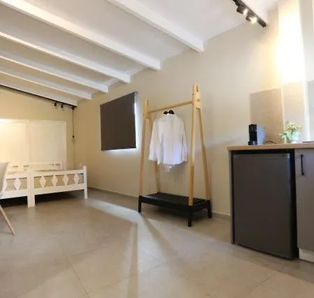 Apartment Manthos Beachfront